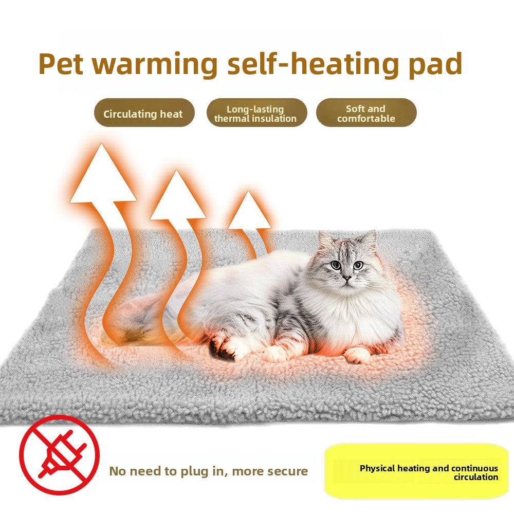 Winter self-heating and heat-retaining dog house