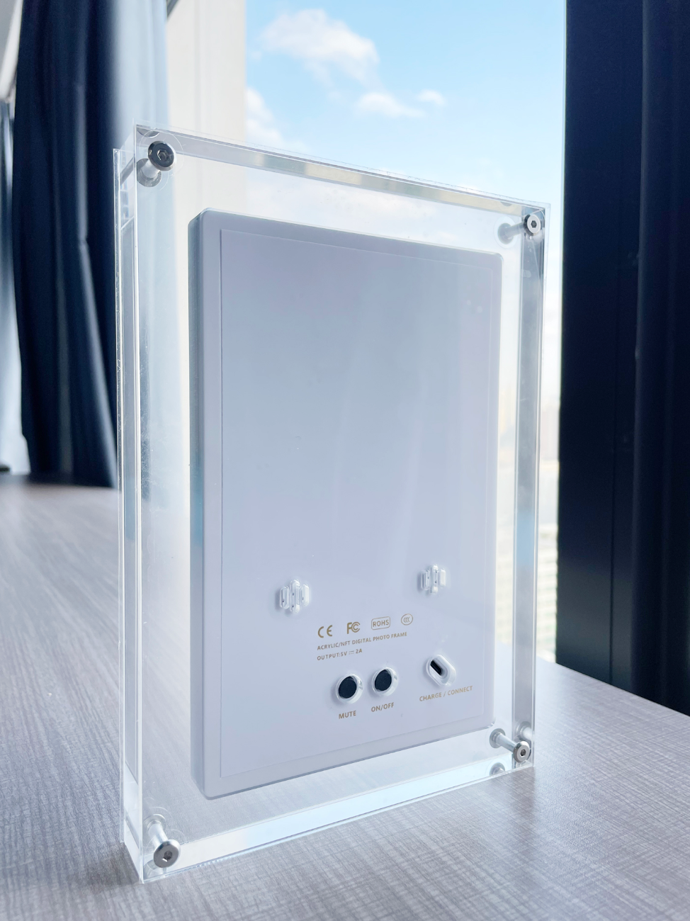 Evarons Acrylic Digital Photo Frame