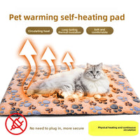Winter self-heating and heat-retaining dog house